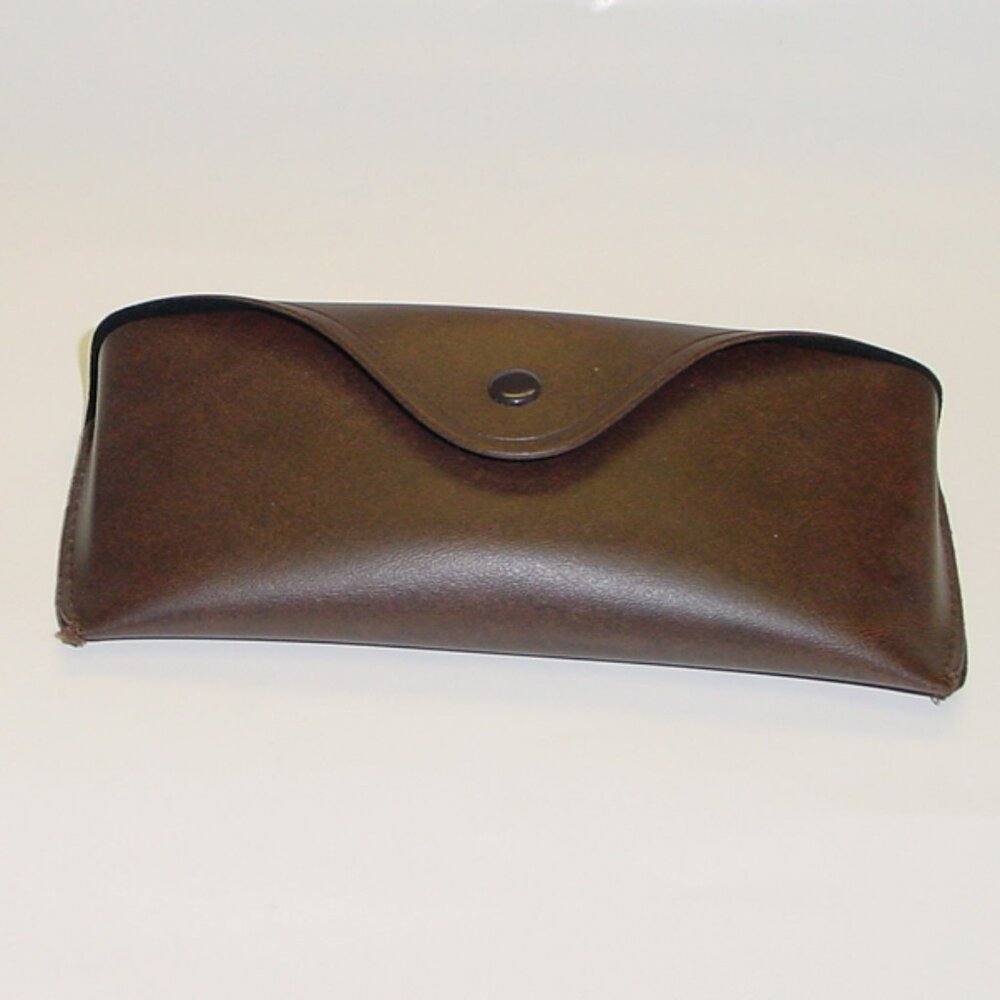 NWT True Vintage 90's inventory classic aviator style case